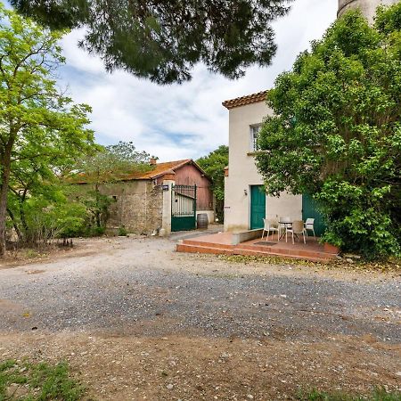 Apartment With Pool Amid Vineyards And Near The Beach 메제 외부 사진