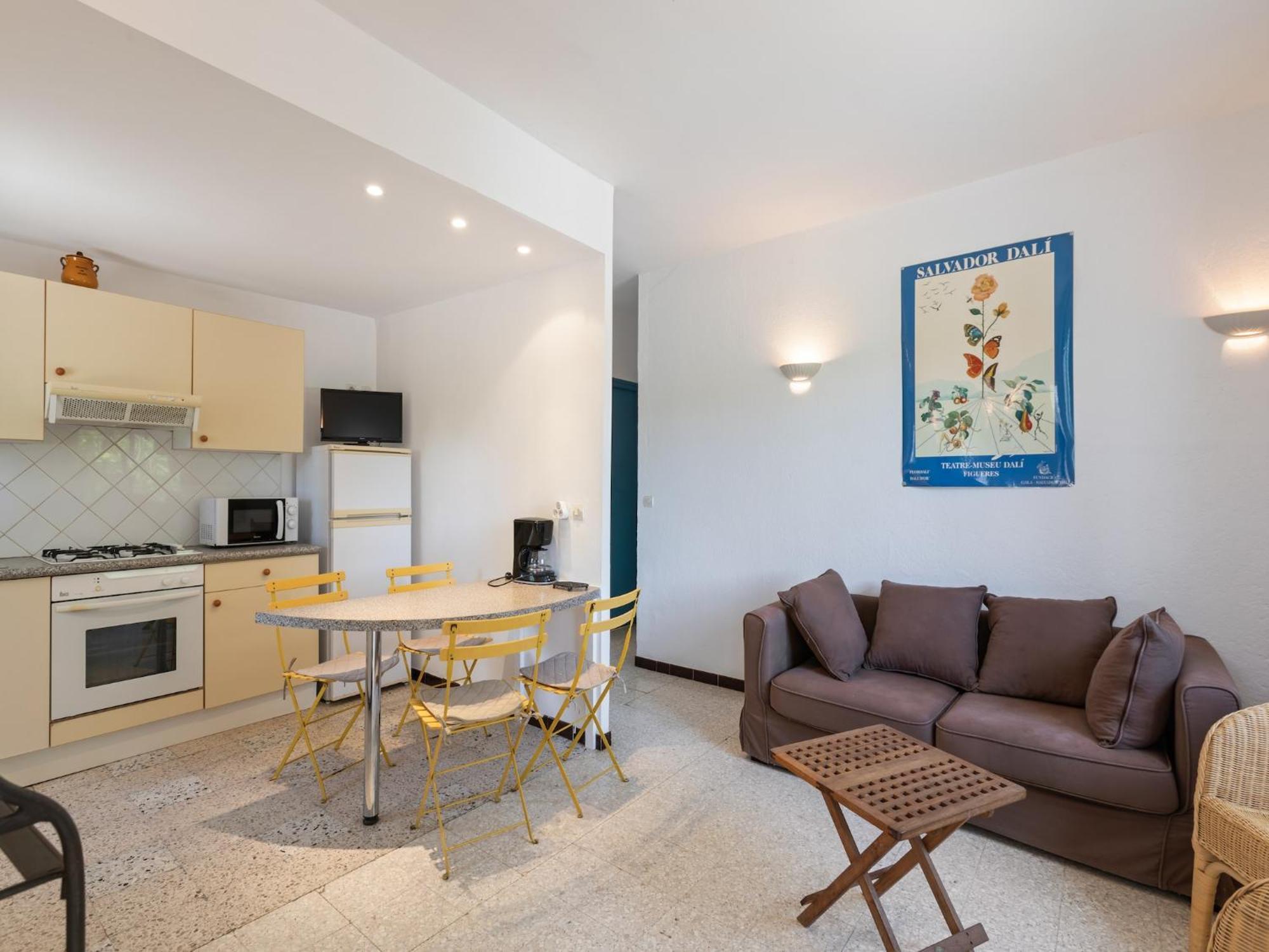 Apartment With Pool Amid Vineyards And Near The Beach 메제 외부 사진