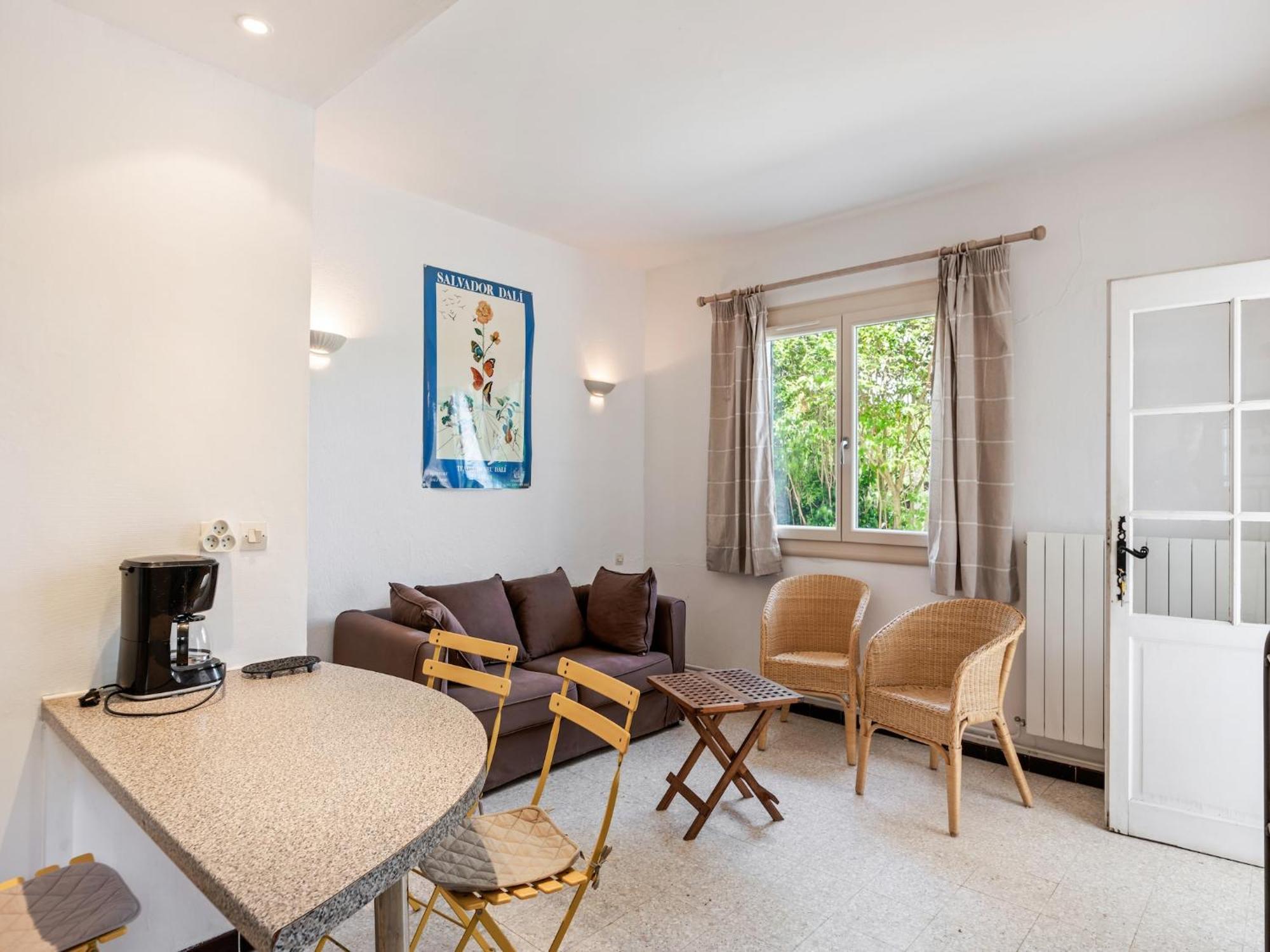 Apartment With Pool Amid Vineyards And Near The Beach 메제 외부 사진